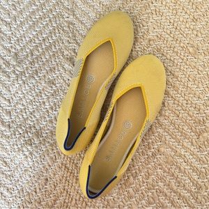 Rothys Womens Lemon Stripe Round Toe Slip